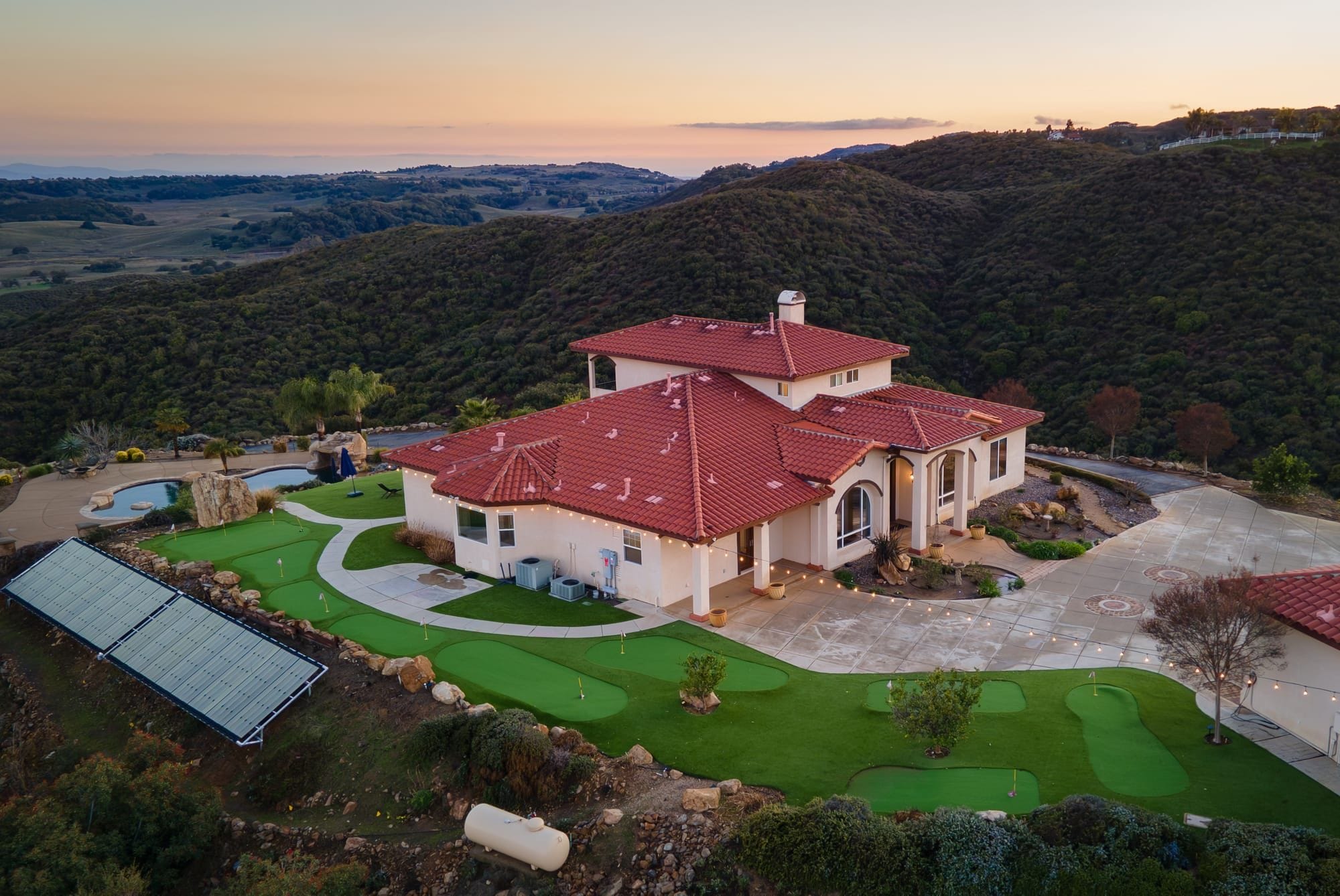 Featured image for Best San Diego Wedding Estates with Overnight Lodging (2026 Guide)