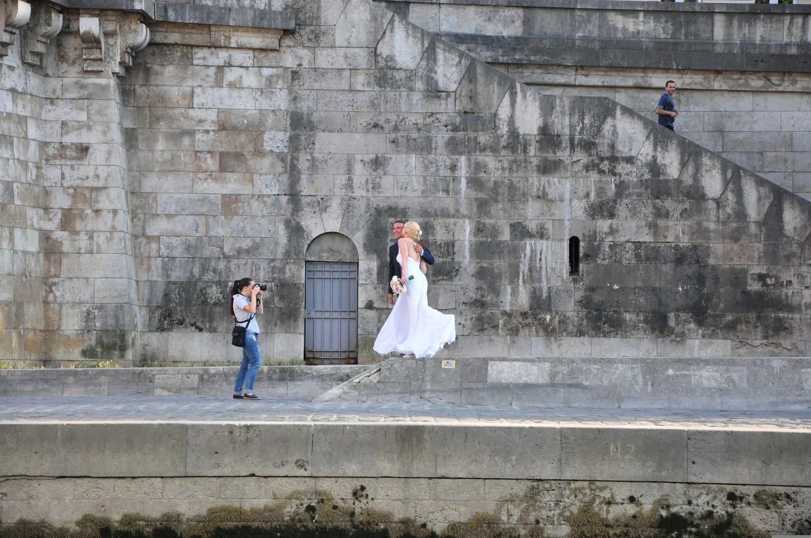 How to Get Wedding Content That's Actually Worth Posting