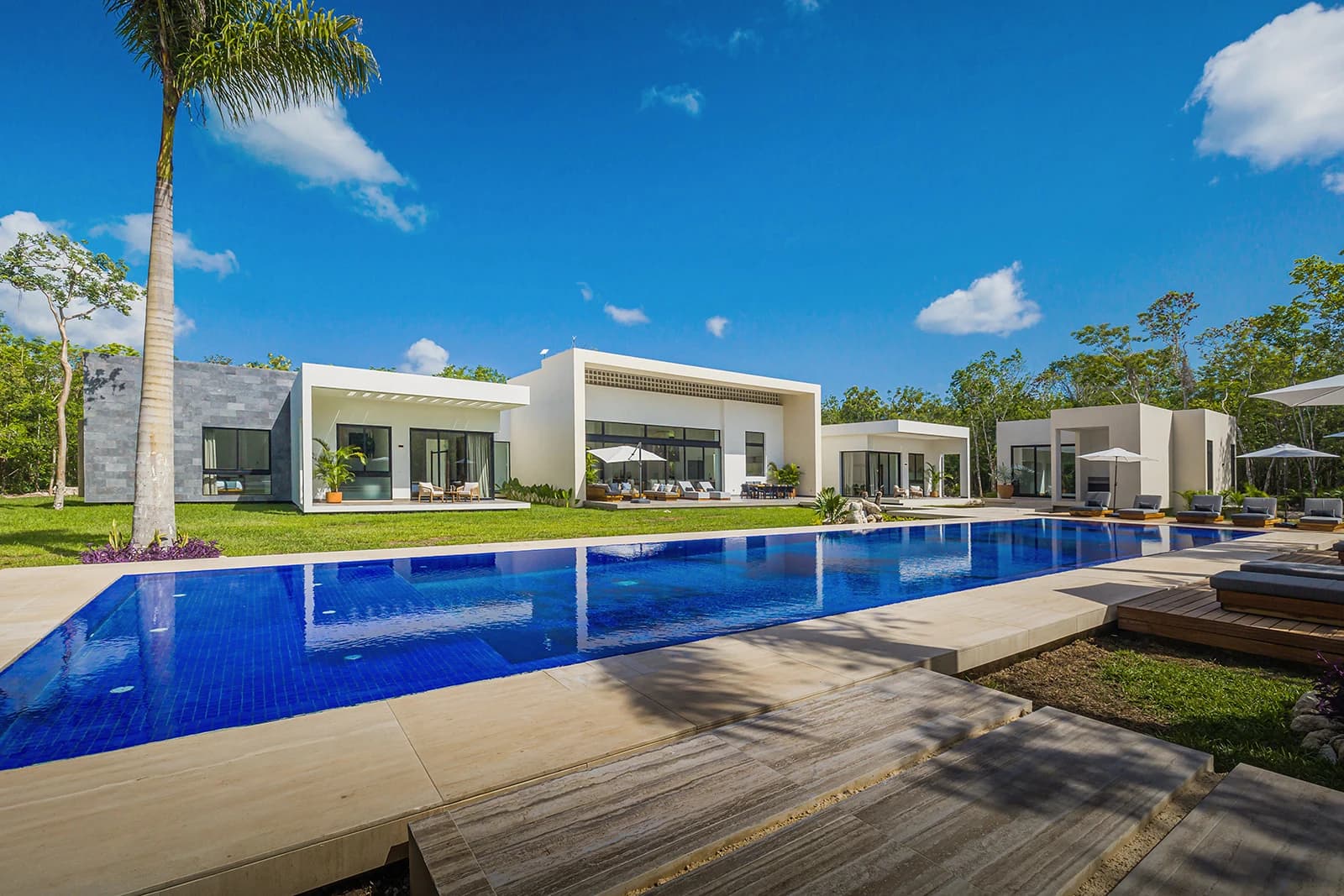 Cozumel Jungle Estate Wedding Venue with Pool & Gym