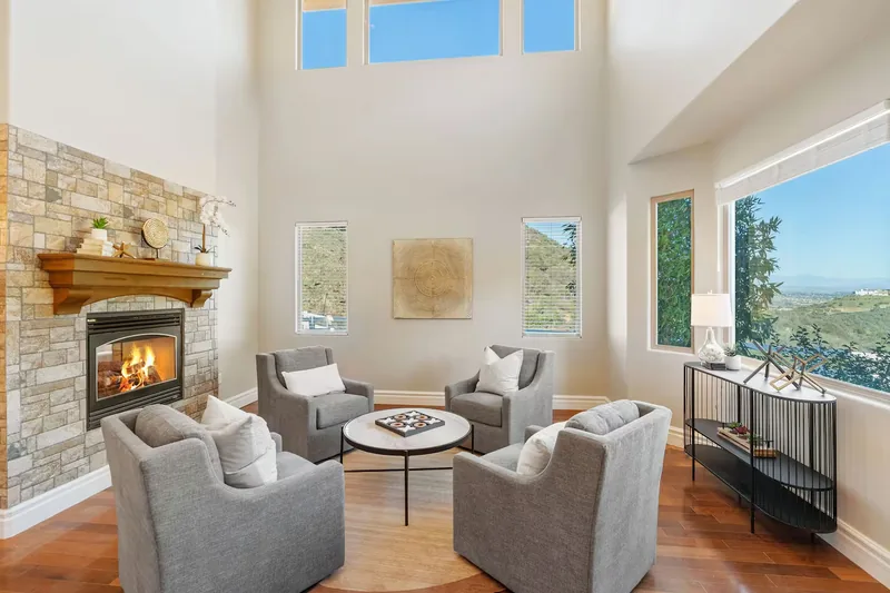 7-Acre Mountain View Estate in Murrieta – Pool, Yoga Studio & Outdoor Kitchen - Photo 2