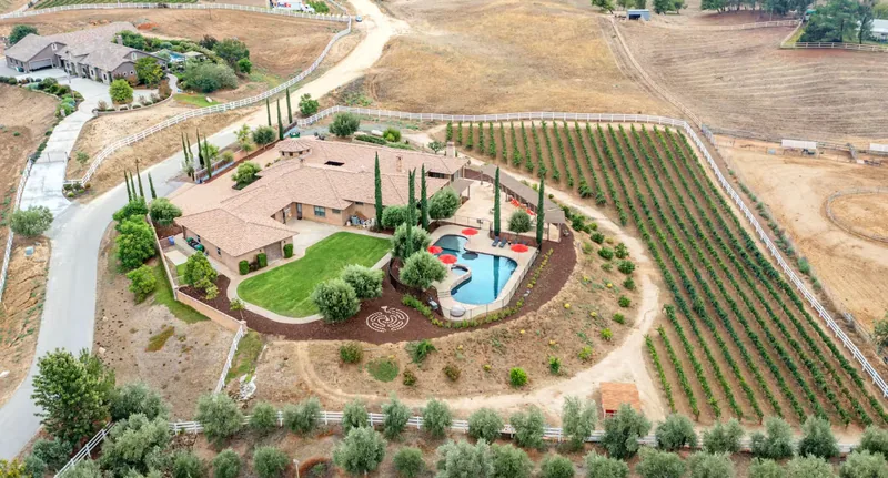 Event space at Tuscan Vineyard Estate in Temecula Wine Country – Resort-Style Pool, Gym, & Game Room