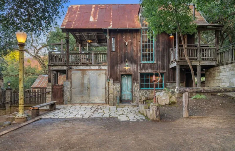 Event space at Heritage Temecula Canyon Ranch with Vintage Facades, Creekside Charm & Event-Ready Grounds