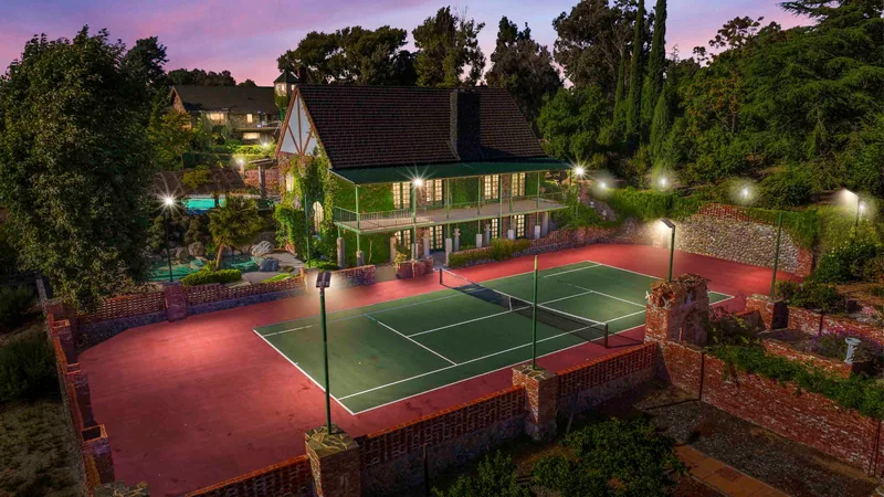 Event space at Fairy-Tale Inspired Manor with Ballroom, Hedge Maze & Gardens – Temecula, California