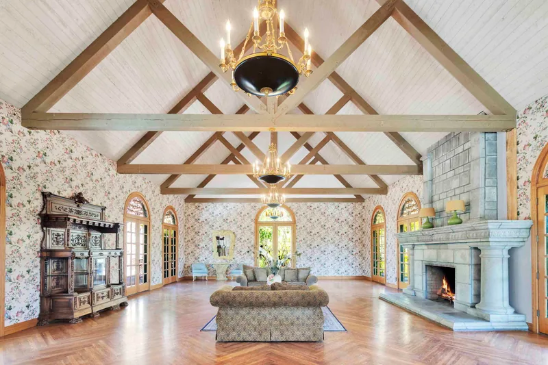 Event space at Fairy-Tale Inspired Manor with Ballroom, Hedge Maze & Gardens – Temecula, California