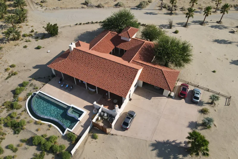 106-Acre Desert Retreat in Borrego Springs (San Diego) – Palm Grove & Stargazing - Photo 1
