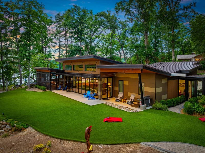 Estate outdoor gathering spaces