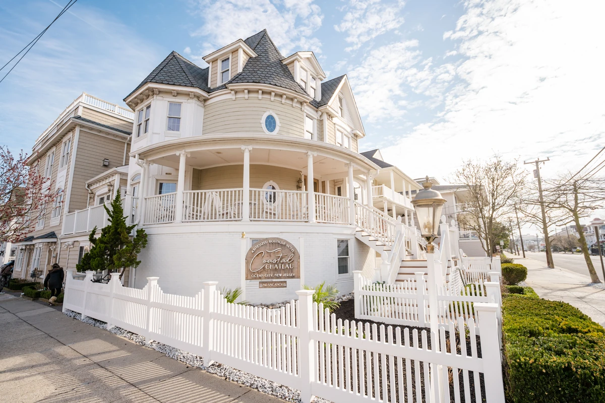 Ocean City Wedding Boutique Hotel exterior showing coastal architecture
