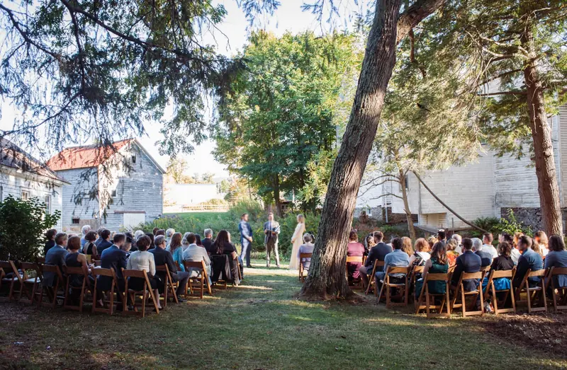 Catskills Literary Inn with Five Suites & Historic Charm - Photo 2