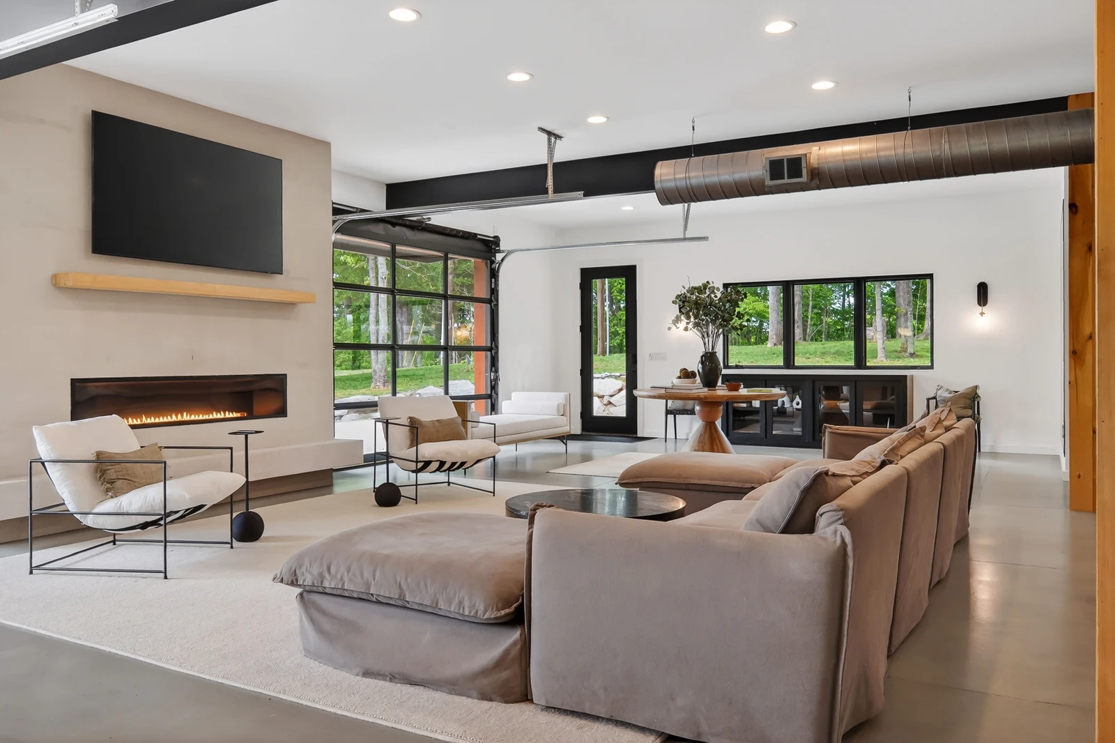 Open-concept living space at the Dale Hollow Lake estate
