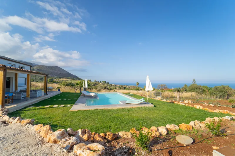 Event space at Sicilian Seaside Villa with Pool & Ceremony Garden – Castellammare del Golfo