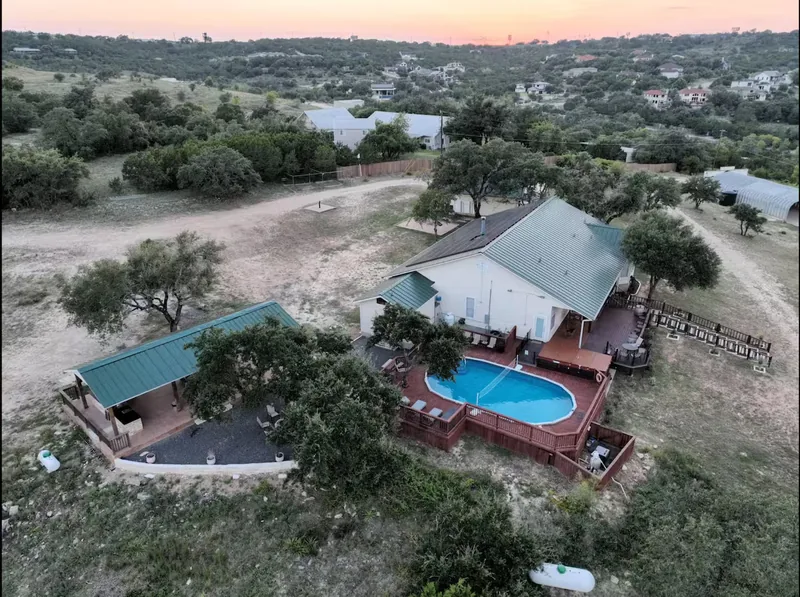 Austin Hill Country Wedding House with Pavilion & Flex Event Barn - Photo 2