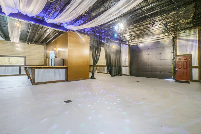 Event space at 45-Acre Michigan Estate – Event Barn, Pool