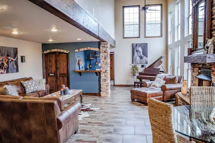 Rustic-Luxe Wedding Weekend Estate near Dallas/Fort Worth with Lodging & Venue - Photo 3