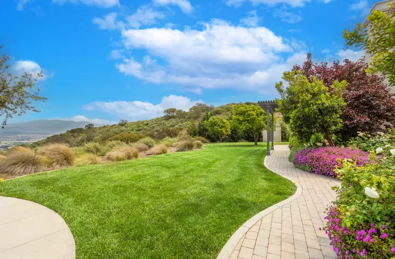 Event space at Temecula Hills Estate with Pool, Pickleball Court & Guest House