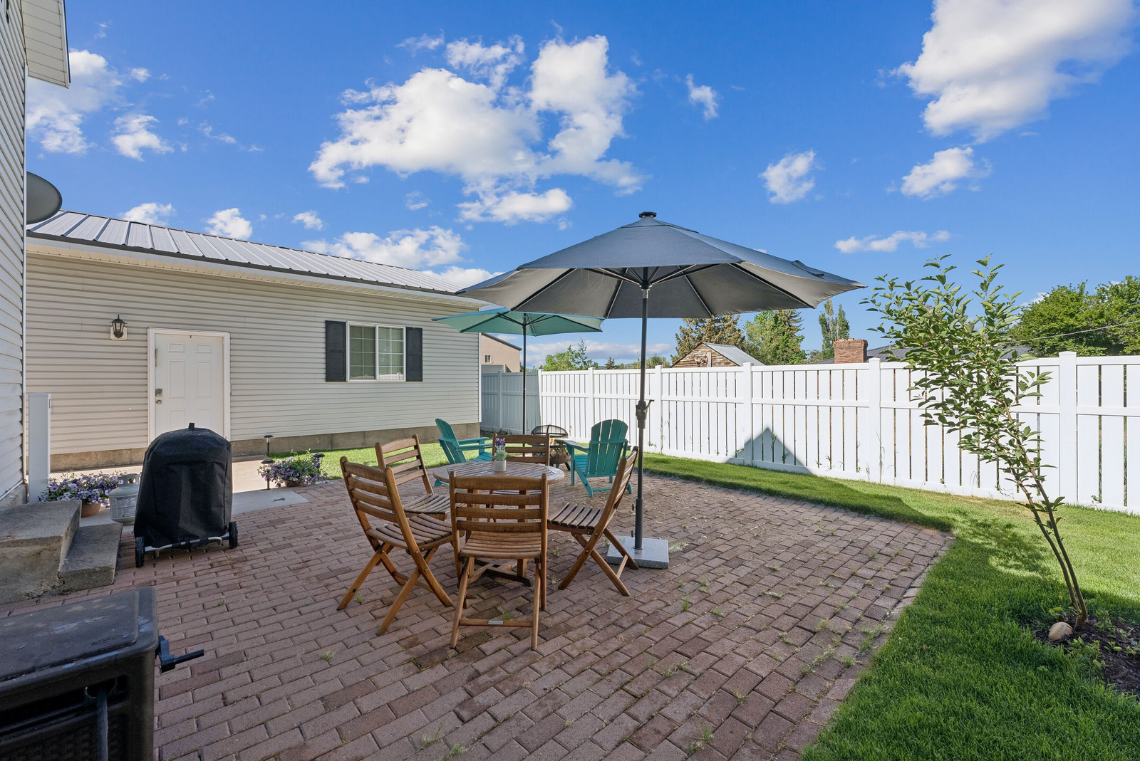 Outdoor gathering and celebration space at the retreat