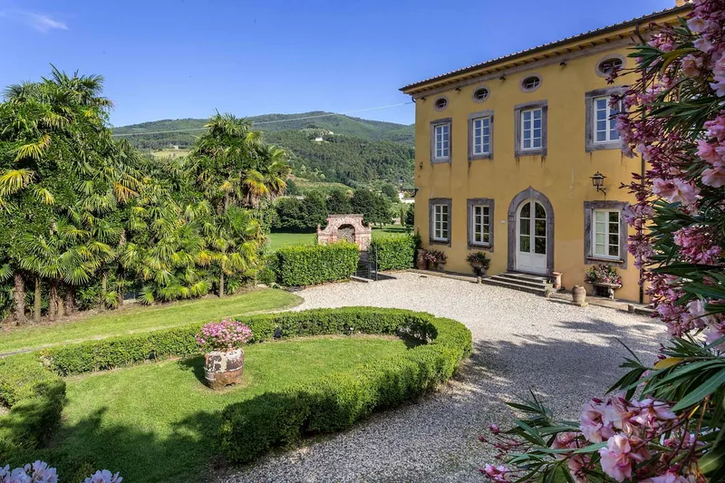 Tuscan 4-Villa Collection with Poolside Gardens & Historic Charm – Near Lucca, Italy - Photo 2