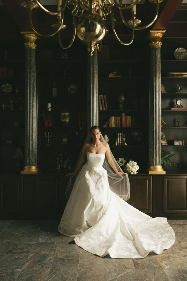 Classic ballroom wedding inspiration at Bay Reed Photography — Dallas, Texas. Real venue with overnight accommodations.